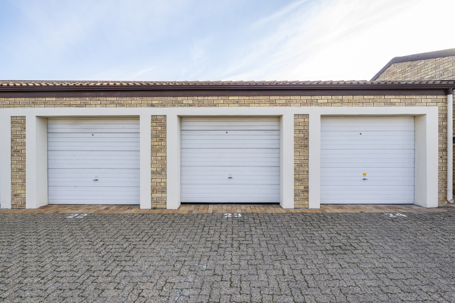 2 Bedroom Property for Sale in Brackenfell South Western Cape